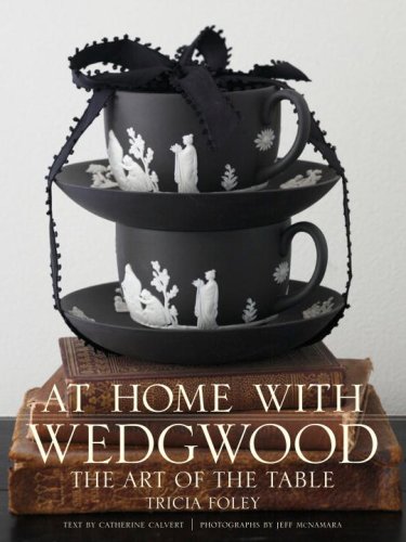 At Home with Wedgwood: The Art of the Table Уценка